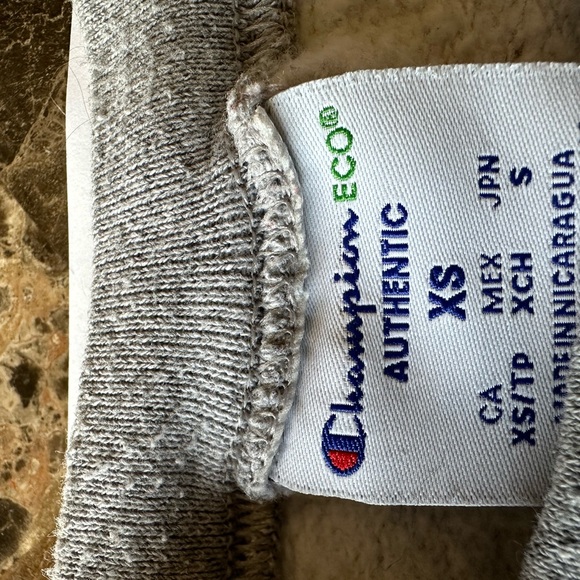 Cute Harvard sweatshirt - Picture 2 of 2